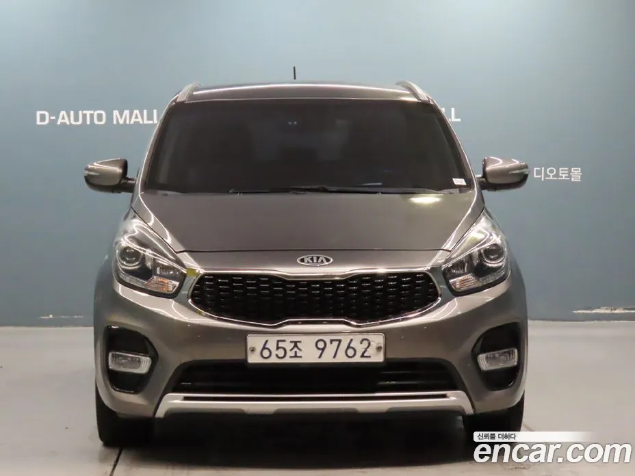 2017 Kia Carens 2.0 LPI Prestige, фото 2, лот 10153074