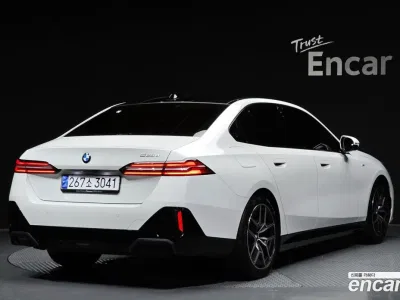 2024 BMW 5-Series 523d M Sport, фото 1, лот 11020051