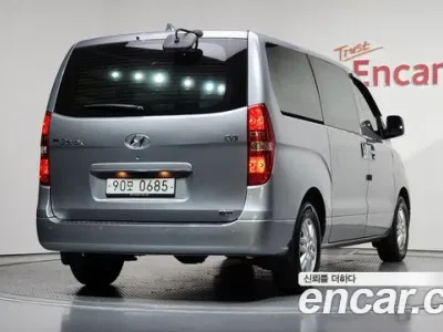 2017 Hyundai Starex 3-Seater VAN, фото 2, лот 10194638
