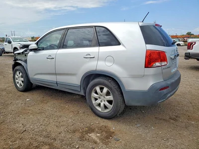 2011 KIA SORENTO LX, фото 2, лот 10785770