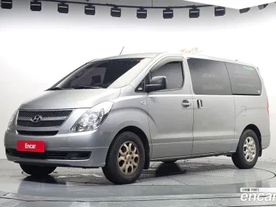 2012 Hyundai Starex 3-Seater VAN, фото 1, лот 10228720