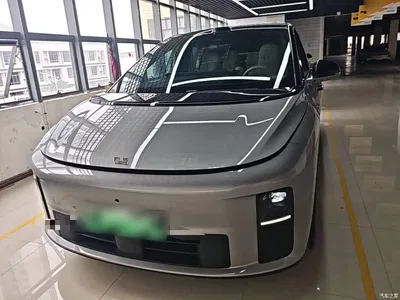 2025 Li Auto i6 2WD Base Model, фото 3, лот 11023684