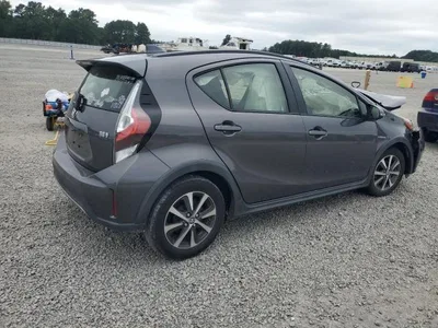 2018 TOYOTA PRIUS C, фото 3, лот 10495618