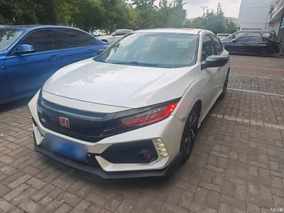 2016 Honda Civic 220TURBO CVT Luxury Edition, фото 1, лот 10440347