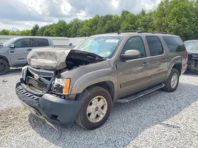 2011 CHEVROLET SUBURBAN K1500 LT, фото 1, лот 10691919