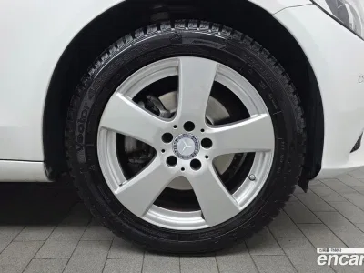 2016 Mercedes-Benz C-Class C200, фото 4, лот 10045687