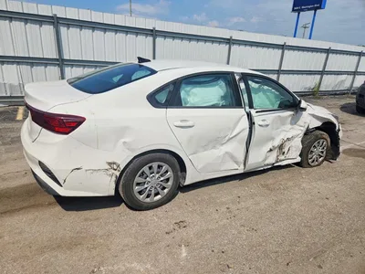 2024 KIA FORTE LX, фото 3, лот 10781926