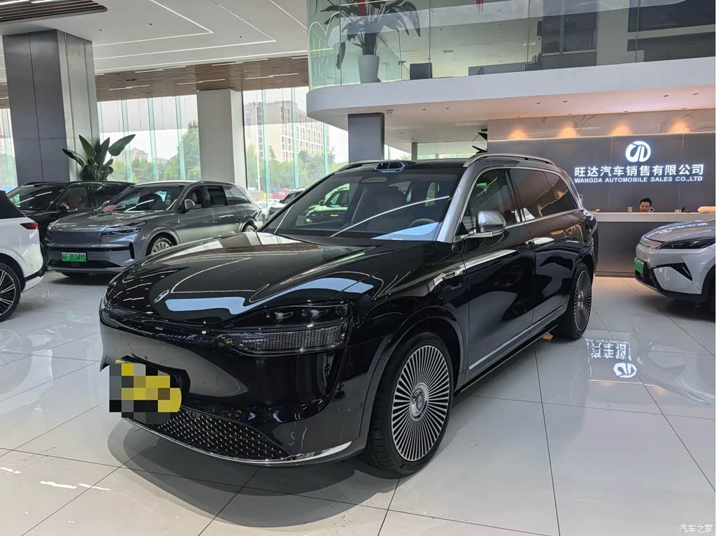 2025 AITO Wenjie AITO M9 Extended Range Ultra 52kWh 5-Seater, фото 1, лот 11215036