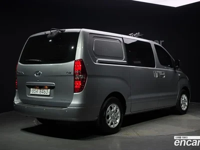 2015 Hyundai Starex 5-Seater VAN, фото 1, лот 10193177