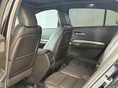 2021 Cadillac XT4 28T FWD Premium Edition, фото 3, лот 10699405