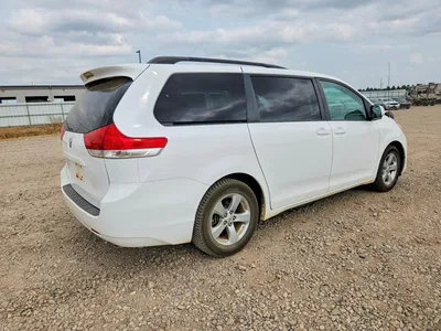 2012 TOYOTA SIENNA LE, фото 3, лот 10536231