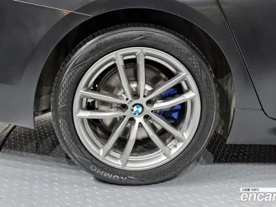 2018 BMW 5-Series 520d xDrive M Sport Package Plus, фото 4, лот 10053559