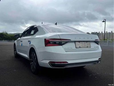 2022 Škoda Superb TSI280 DSG Premium Edition, фото 4, лот 10349019