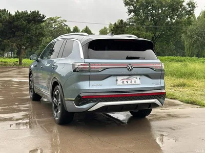 2025 Volkswagen Talagon 450TSI R-Line 6-Seater, фото 4, лот 10412988
