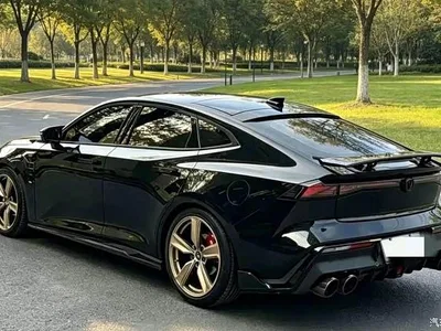2022 Changan UNI-V 1.5T Sport Edition, фото 4, лот 11193871