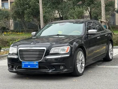 2013 Chrysler 300C (Import) Model 3.6L Premium Comfort Edition, фото 1, лот 10285082