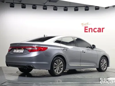2017 Hyundai Grandeur HG240 Modern Collection, фото 2, лот 10109706