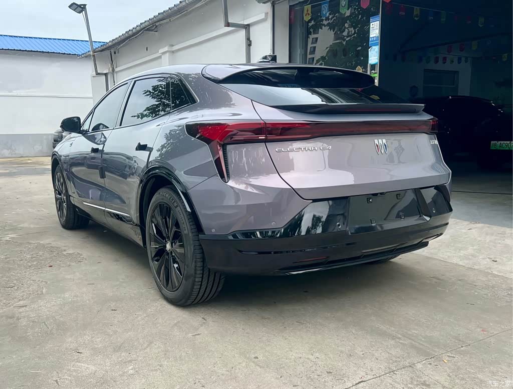 2023 Buick E4 Model GS Edition, фото 4, лот 11067397