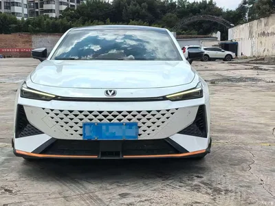 2024 Changan UNI-V 1.5T Deluxe Sport, фото 2, лот 10250072
