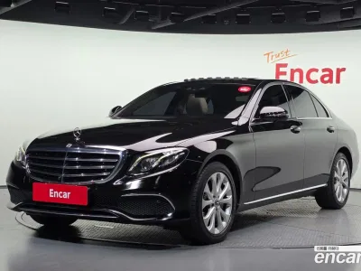 2018 Mercedes-Benz E-Class E300 Exclusive, фото 1, лот 10210383
