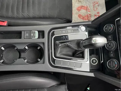 2017 Volkswagen Magotan 330TSI DSG Luxury, фото 4, лот 10445511