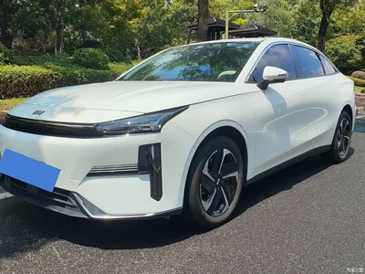 2024 Geely Galaxy Galaxy L6 125km PLUS Soaring Dragon Edition, фото 1, лот 10431575