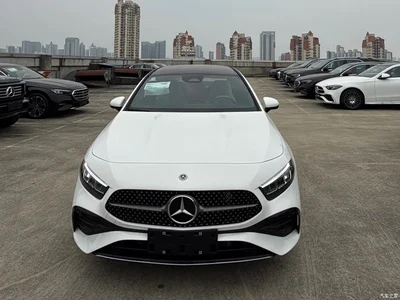 2025 Mercedes-Benz A-Class Facelift A 200 L Fashion Edition, фото 2, лот 10807729