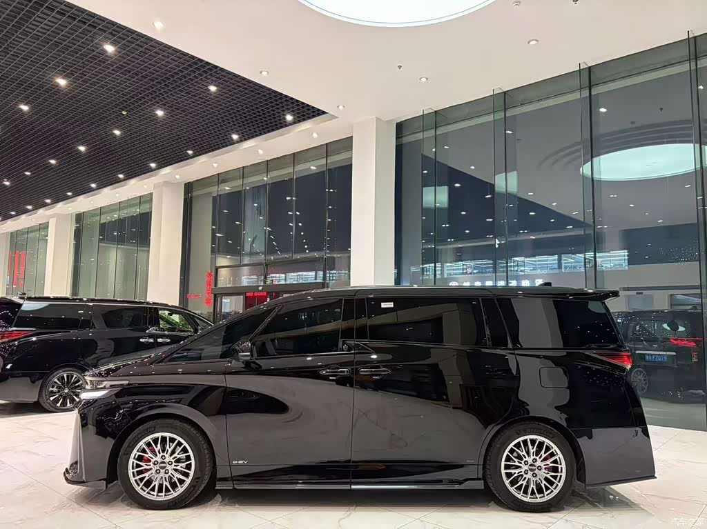2023 Toyota Vellfire Crown Hybrid 2.5L HV Ultimate, фото 4, лот 11198438