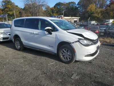 2022 CHRYSLER VOYAGER LX, фото 4, лот 10869443