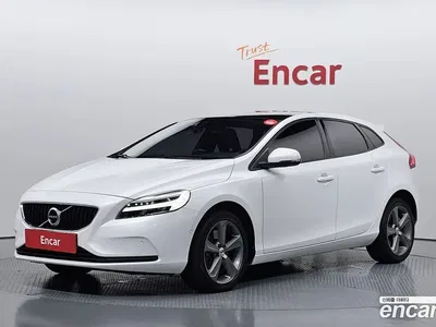 2017 Volvo V40 D3, фото 1, лот 10126523