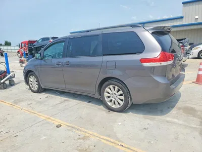 2014 TOYOTA SIENNA LE, фото 2, лот 10534516