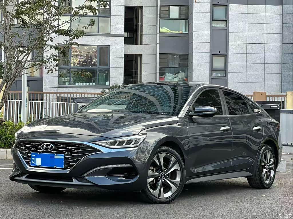 2019 Hyundai Fista 280TGDi Sport Edition China VI, фото 1, лот 11191361