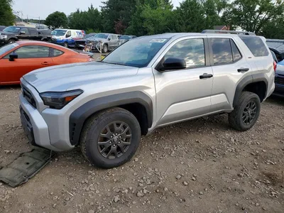 2025 TOYOTA 4RUNNER SR5, фото 1, лот 10544695