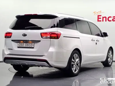 2016 Kia Canival 9-seater Noblesse, фото 1, лот 11093848