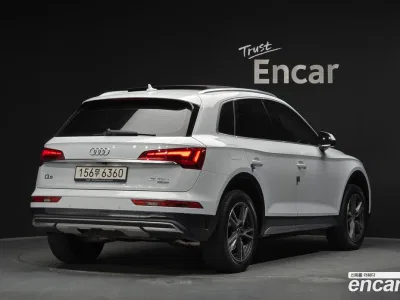 2021 Audi Q5 45 TFSI Quattro, фото 2, лот 10145666