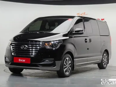 2020 Hyundai Starex Urban 9-Seater, фото 1, лот 10161103
