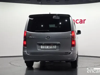 2014 Hyundai Starex 12-Seater Wagon, фото 4, лот 10161381
