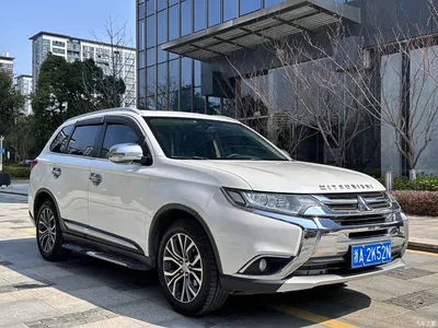 2017 Mitsubishi Outlander 2.0L 2WD Glory 5-seater, фото 3, лот 10342229