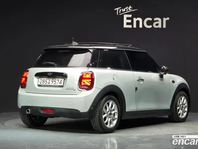 2019 Mini Cooper Standard, фото 2, лот 10143084