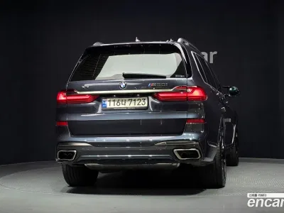 2021 BMW X7 M50i 6STR, фото 4, лот 11019412