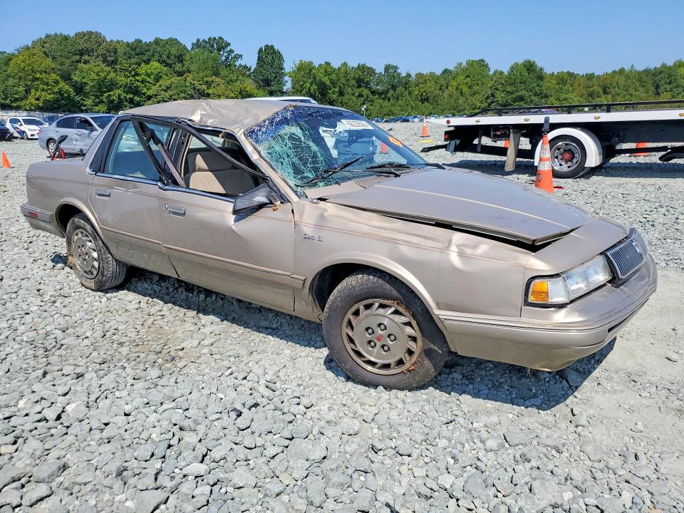 1996 OLDSMOBILE CIERA SL, фото 4, лот 11156080