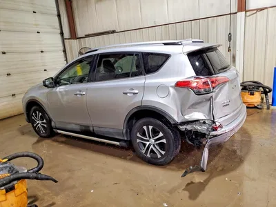 2018 TOYOTA RAV4 LE, фото 2, лот 11299354