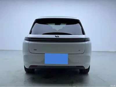 2025 Li Auto Li L8 Ultra Smart Renewal Edition, фото 4, лот 10824860