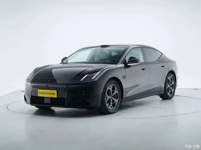 2025 Lynk & Co 10 EM-P Model 120km Base Version, фото 1, лот 10313112