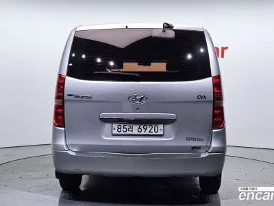 2010 Hyundai Starex 3-Seater VAN, фото 3, лот 10191881