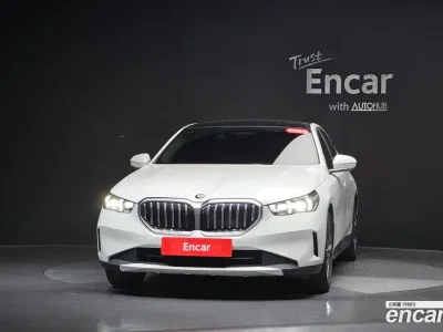 2024 BMW 5-Series 520i, фото 2, лот 10207500