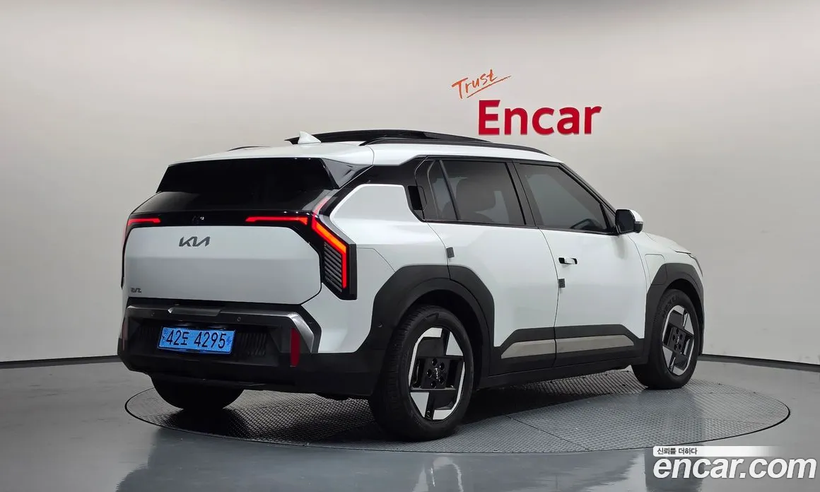 2025 Kia EV3 Long Range 2WD, фото 2, лот 10992167