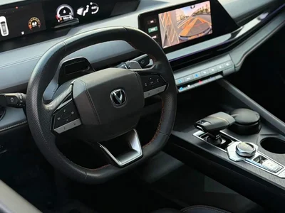 2022 Changan UNI-V 1.5T Sport Edition, фото 2, лот 11062266