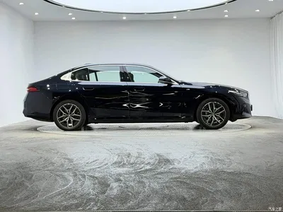 2025 BMW i5 eDrive 35L M Sport Package, фото 4, лот 11548930