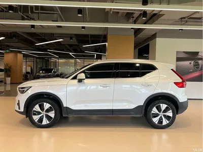 2024 Volvo XC40 B3 Smart Elite Luxury Edition, фото 3, лот 10384243